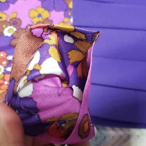 Vintage purple floral and peacocks pleated long sleeve dress - Picture 11 of 11